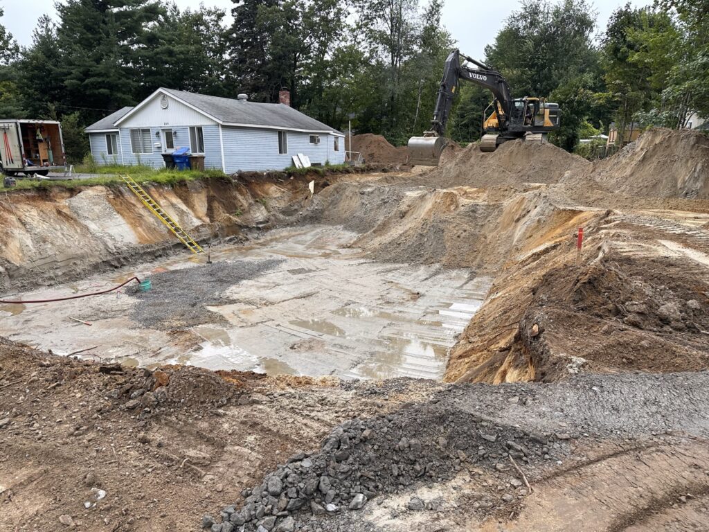 Excavation commercial à Mascouche par Vallex excavation